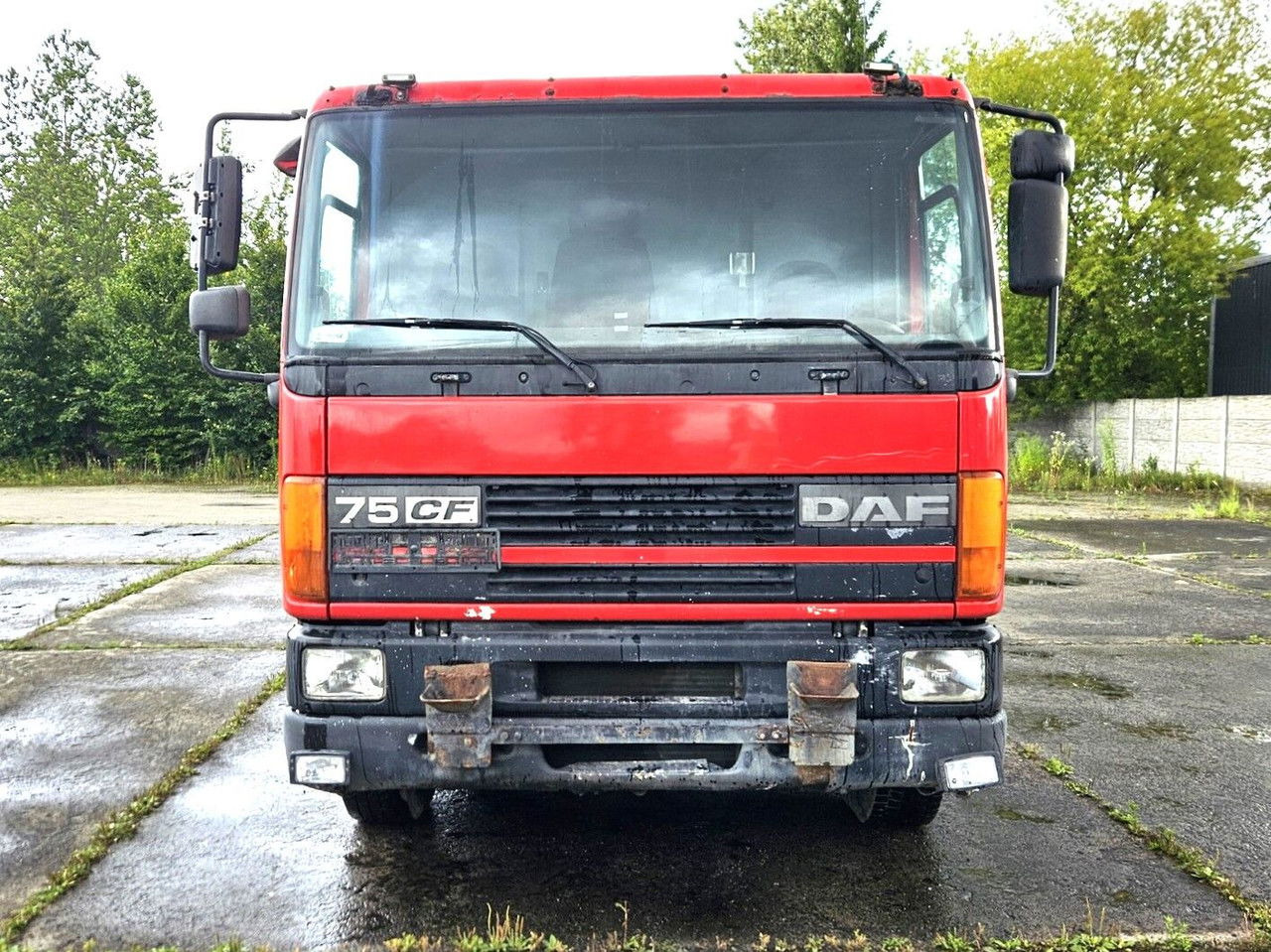 DAF CF 75.250 6x2 - Cab chassis truck: picture 2 DAF CF 75.250 6x2 - Cab chassis truck: picture 2