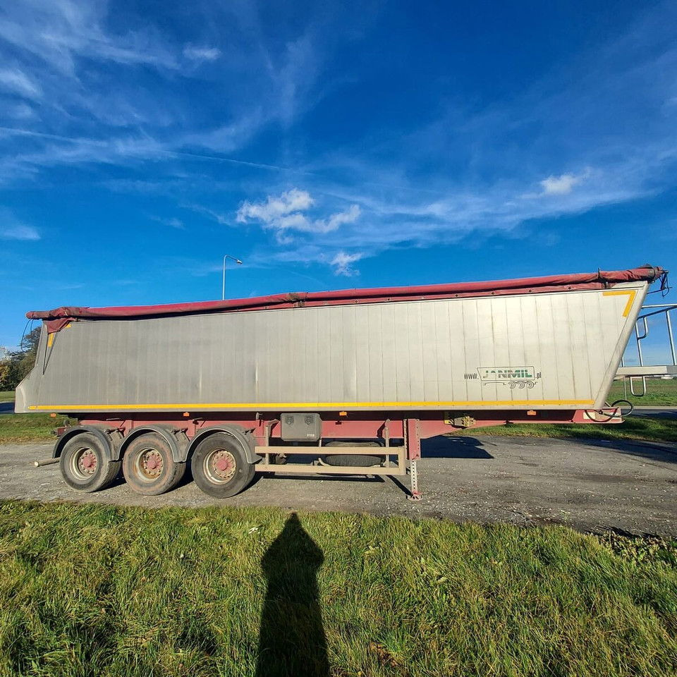 Tipper semi-trailer Janmil NWD 40 m3 - new floor - ready to work: picture 6 Tipper semi-trailer Janmil NWD 40 m3 - new floor - ready to work: picture 6