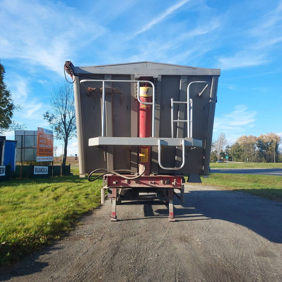 Tipper semi-trailer Janmil NWD 40 m3 - new floor - ready to work: picture 7 Tipper semi-trailer Janmil NWD 40 m3 - new floor - ready to work: picture 7