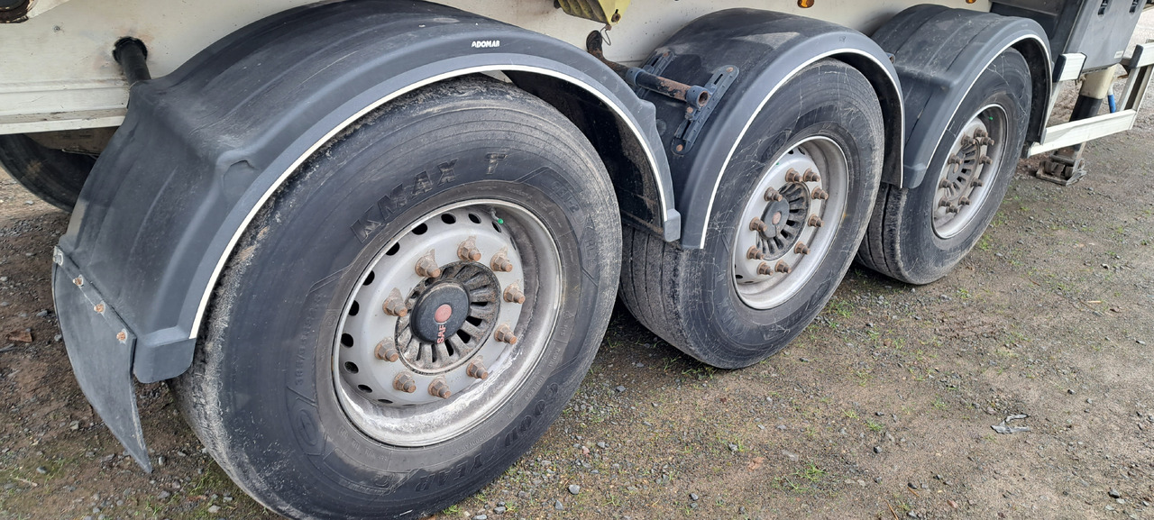 TISVOL - Tipper semi-trailer: picture 5 TISVOL - Tipper semi-trailer: picture 5