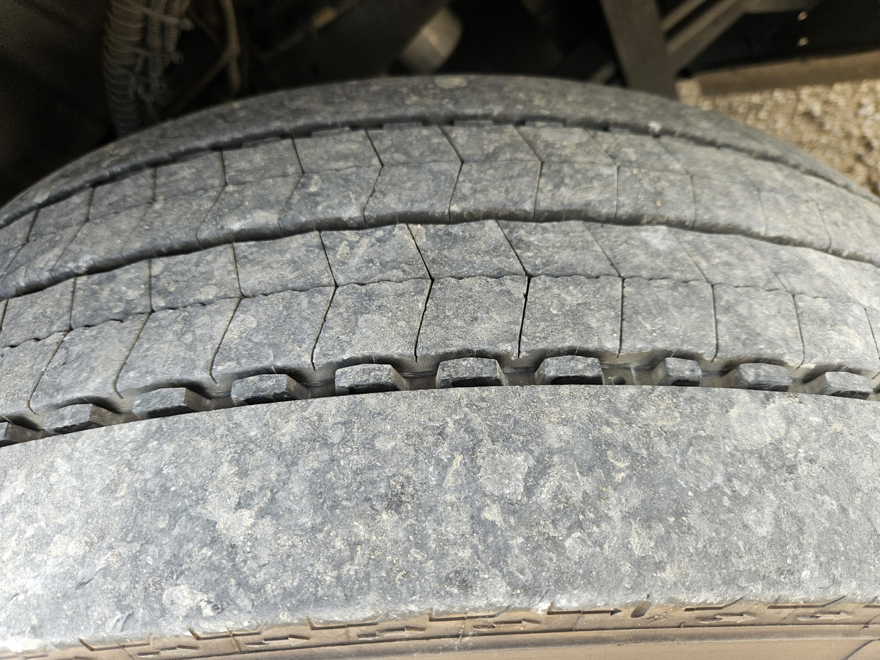 Tractor unit FORD Fmax 500: picture 10