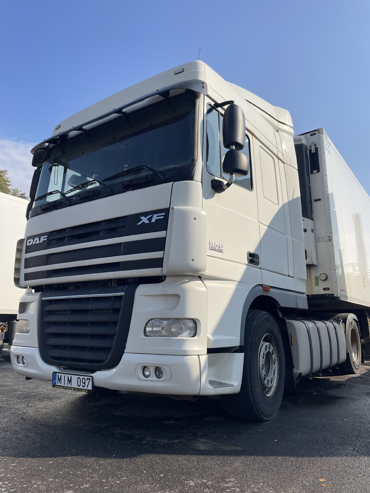 DAF XF105.460 - Tractor unit: picture 1 DAF XF105.460 - Tractor unit: picture 1