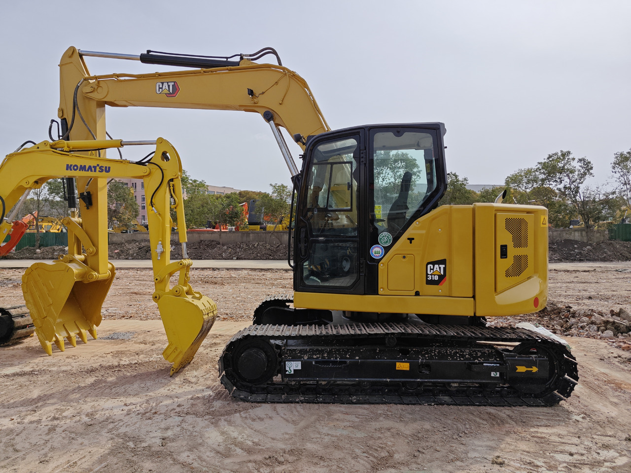 CATERPILLAR 310 EXCAVATOR - Mini excavator: picture 1 CATERPILLAR 310 EXCAVATOR - Mini excavator: picture 1