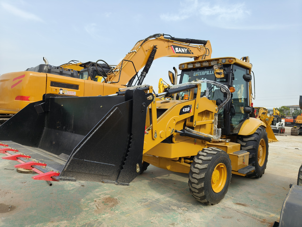 CATERPILLAR 420F Backhoe Loader - Backhoe loader: picture 3 CATERPILLAR 420F Backhoe Loader - Backhoe loader: picture 3