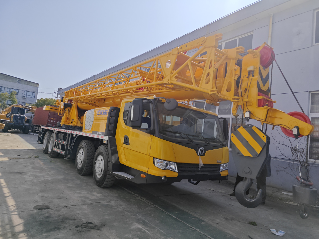 XCMG QY50KC 50T TRUCK CRANE - Mobile crane: picture 3 XCMG QY50KC 50T TRUCK CRANE - Mobile crane: picture 3