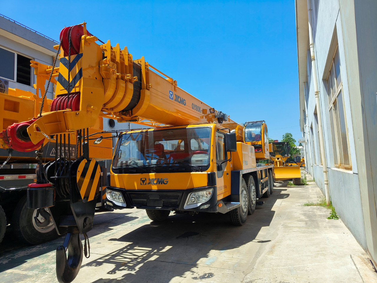XCMG QY80K used xcmg truck crane - Mobile crane: picture 1 XCMG QY80K used xcmg truck crane - Mobile crane: picture 1