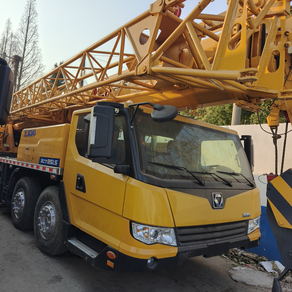 XCMG XCT35 - Mobile crane: picture 3 XCMG XCT35 - Mobile crane: picture 3