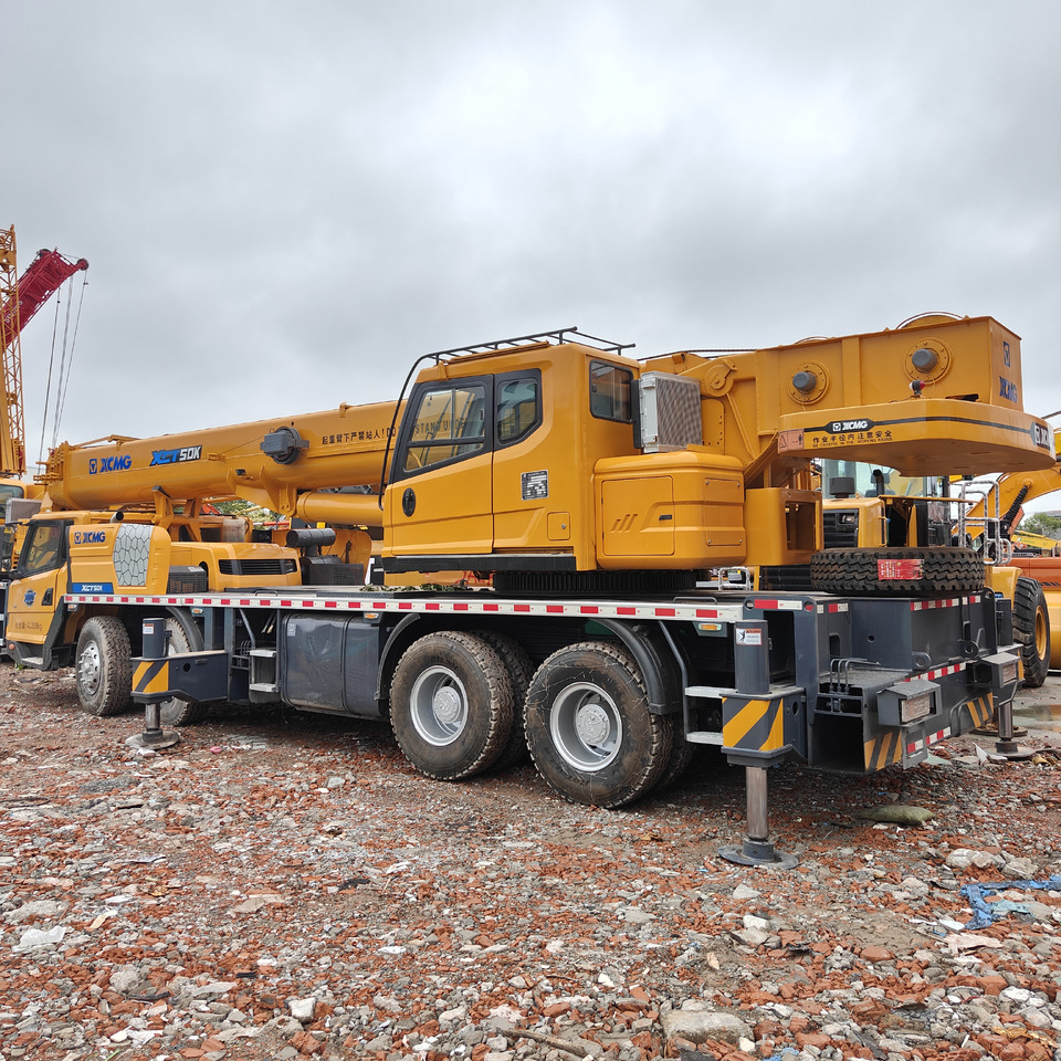 XCMG XCT50 Used Crane - Mobile crane: picture 5 XCMG XCT50 Used Crane - Mobile crane: picture 5