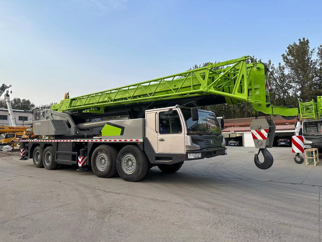 Zoomlion ZTC800V Used 80ton trcuk crane - Mobile crane: picture 1 Zoomlion ZTC800V Used 80ton trcuk crane - Mobile crane: picture 1
