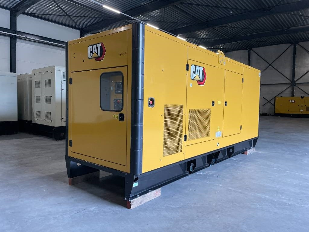 CAT DE450E0 - C13 - 450 kVA Generator - DPX-18024 - Generator set: picture 2 CAT DE450E0 - C13 - 450 kVA Generator - DPX-18024 - Generator set: picture 2