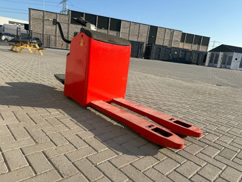 Manitou EP22M AC PFR9 SP - Pallet truck: picture 3 Manitou EP22M AC PFR9 SP - Pallet truck: picture 3