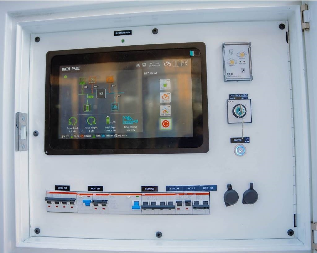 PES400 Hybrid Energy System - 400 kVA - 460.8 kWh - Generator set: picture 4 PES400 Hybrid Energy System - 400 kVA - 460.8 kWh - Generator set: picture 4