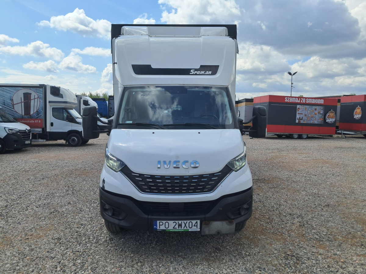 IVECO 70C18 PLANDEKA Z WINDĄ - Curtain side van: picture 3 IVECO 70C18 PLANDEKA Z WINDĄ - Curtain side van: picture 3