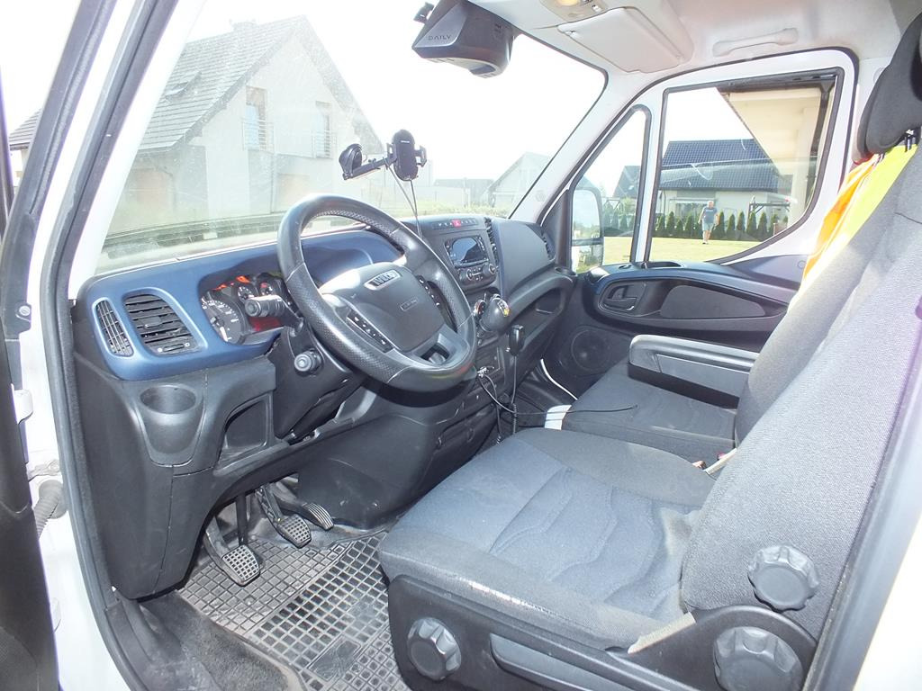 IVECO DAILY PLANDEKA - Curtain side van: picture 5 IVECO DAILY PLANDEKA - Curtain side van: picture 5