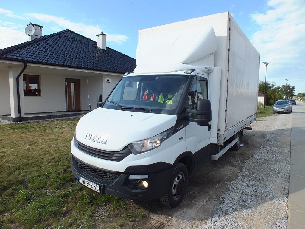 IVECO DAILY PLANDEKA - Curtain side van: picture 2 IVECO DAILY PLANDEKA - Curtain side van: picture 2