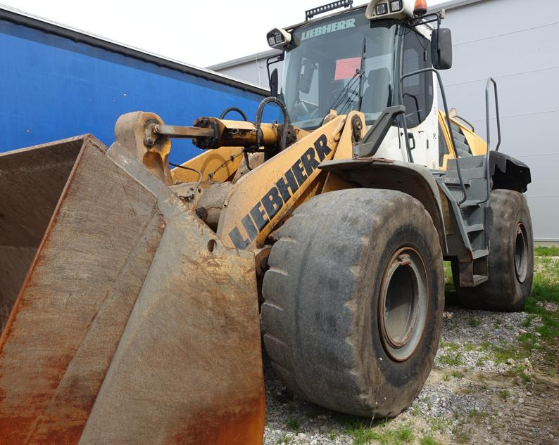Wheel loader Ładowarka kołowa LIEBHERR L566 2PLUS2 - 2011 - 190kW - 18932 mth: picture 1