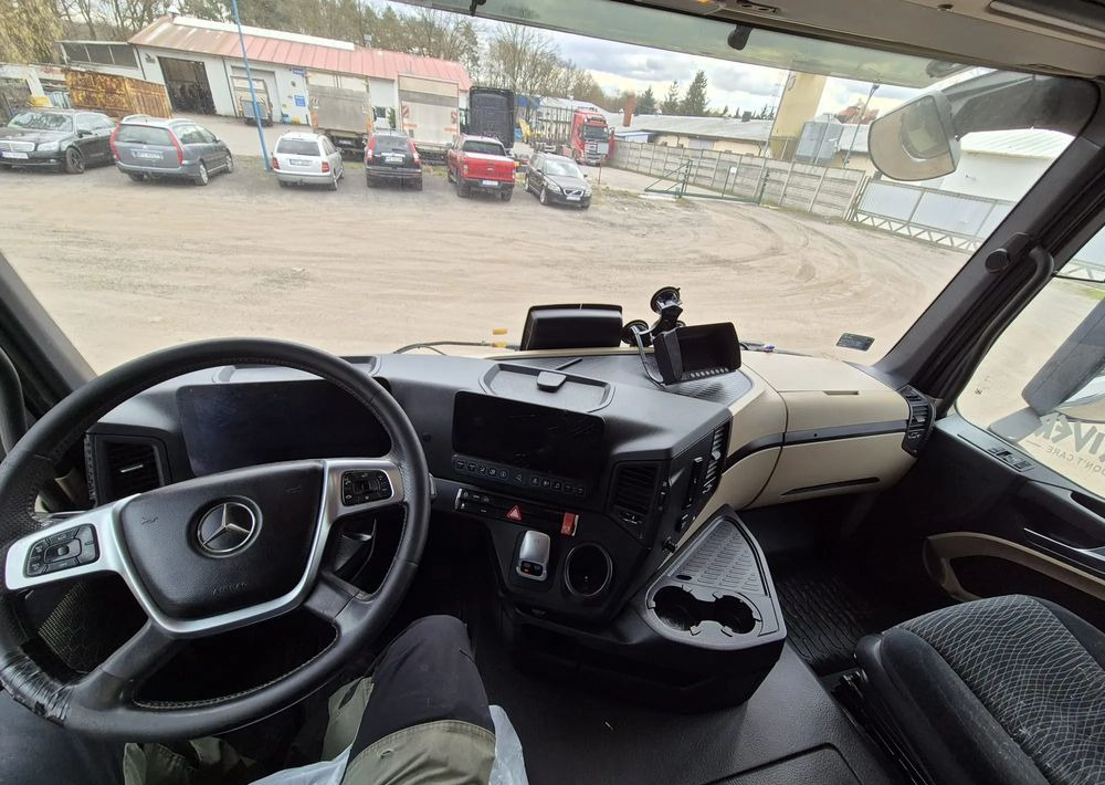 Mercedes-Benz Actros 1843 LS - Tractor unit: picture 5 Mercedes-Benz Actros 1843 LS - Tractor unit: picture 5