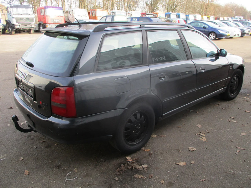 Audi A4 Avant 1.9 tdi , S-Line , Manual , Airco , EXPORT - Station wagon: picture 3 Audi A4 Avant 1.9 tdi , S-Line , Manual , Airco , EXPORT - Station wagon: picture 3
