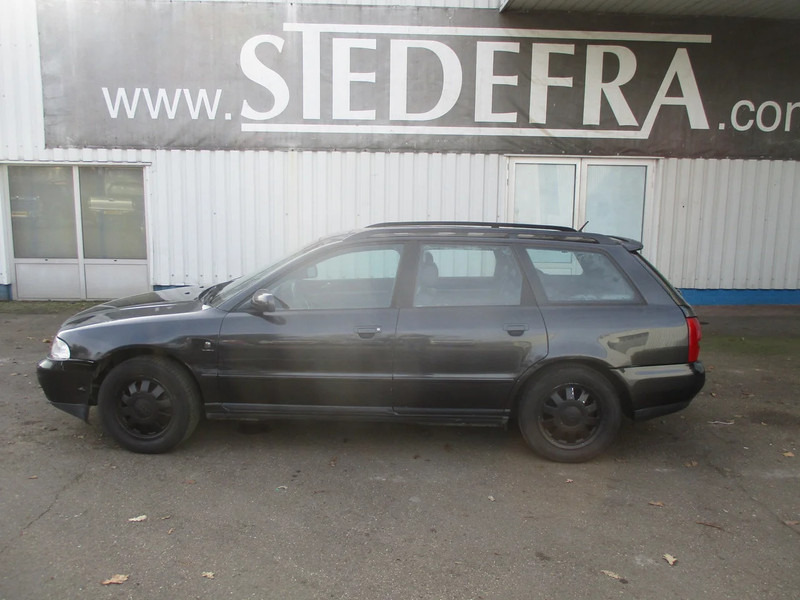 Audi A4 Avant 1.9 tdi , S-Line , Manual , Airco , EXPORT - Station wagon: picture 2 Audi A4 Avant 1.9 tdi , S-Line , Manual , Airco , EXPORT - Station wagon: picture 2
