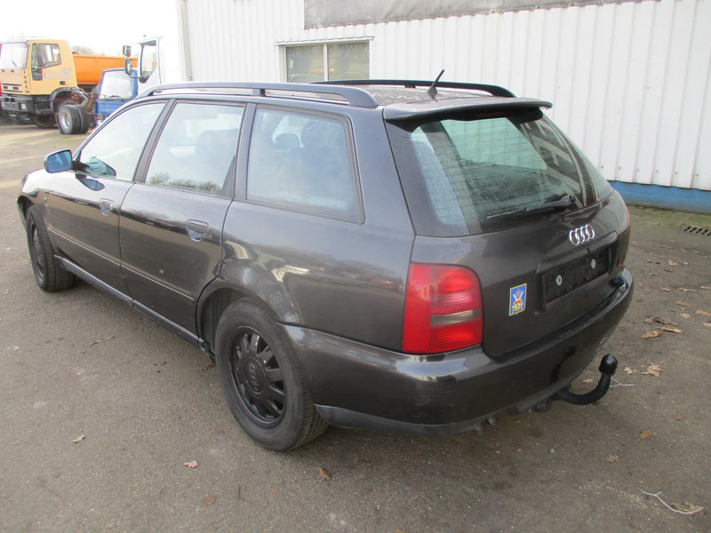 Audi A4 Avant 1.9 tdi , S-Line , Manual , Airco , EXPORT - Station wagon: picture 5 Audi A4 Avant 1.9 tdi , S-Line , Manual , Airco , EXPORT - Station wagon: picture 5