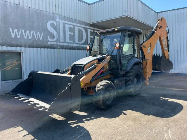 Case 851EX-SS , 4x4 , Backhoe Loader , 4 in 1 Bucket - Backhoe loader: picture 1 Case 851EX-SS , 4x4 , Backhoe Loader , 4 in 1 Bucket - Backhoe loader: picture 1