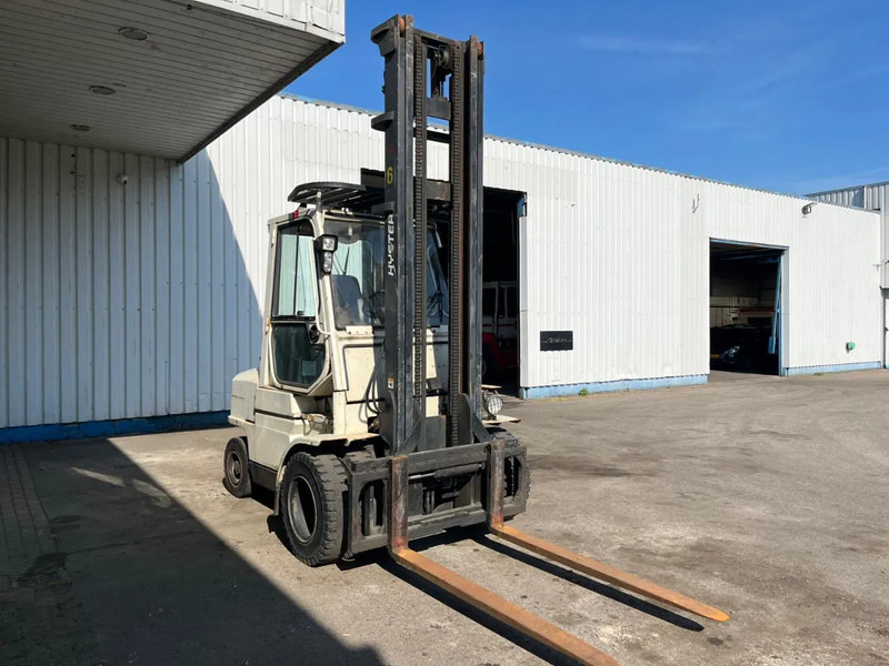 Hyster H 4.00 XM-6 LPG Fork Lift - LPG forklift: picture 4 Hyster H 4.00 XM-6 LPG Fork Lift - LPG forklift: picture 4