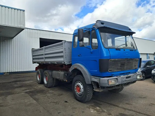Mercedes-Benz SK 2635 , V8 , Bi Turbo , 6x4 , ZF Manual , 3 Way Tipper , Spring suspension - Tipper: picture 5 Mercedes-Benz SK 2635 , V8 , Bi Turbo , 6x4 , ZF Manual , 3 Way Tipper , Spring suspension - Tipper: picture 5