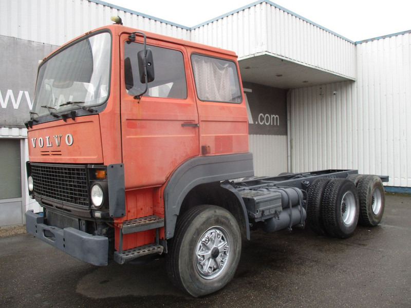 Volvo F7 , 6x4 , Manual , Euro 1 , Telma Retarder , Spring suspension - Cab chassis truck: picture 1 Volvo F7 , 6x4 , Manual , Euro 1 , Telma Retarder , Spring suspension - Cab chassis truck: picture 1