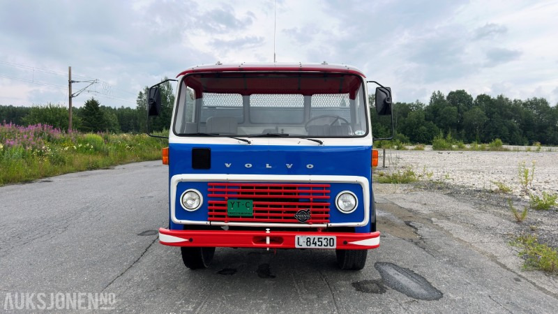 1969 Volvo F86 – Restaurert klassiker i Stangeland-farger - Dropside/ Flatbed truck: picture 2 1969 Volvo F86 – Restaurert klassiker i Stangeland-farger - Dropside/ Flatbed truck: picture 2
