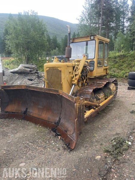 1970 Cat D4d - Construction equipment: picture 1 1970 Cat D4d - Construction equipment: picture 1