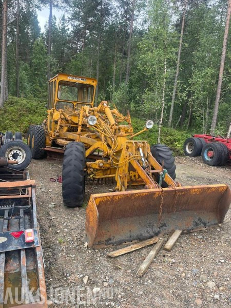 1973 Volvo BM VHK312 VEIHØVEL - Construction equipment: picture 4 1973 Volvo BM VHK312 VEIHØVEL - Construction equipment: picture 4