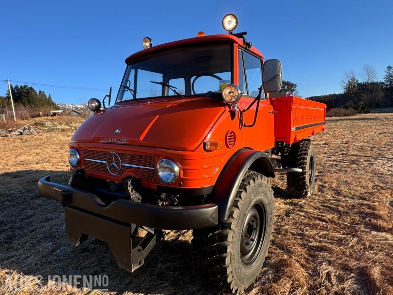 1975 Mercedes-Benz Unimog - 4x4 - Registrert som Motorredskap med kraftuttak - 80 km - Dropside/ Flatbed truck: picture 1 1975 Mercedes-Benz Unimog - 4x4 - Registrert som Motorredskap med kraftuttak - 80 km - Dropside/ Flatbed truck: picture 1