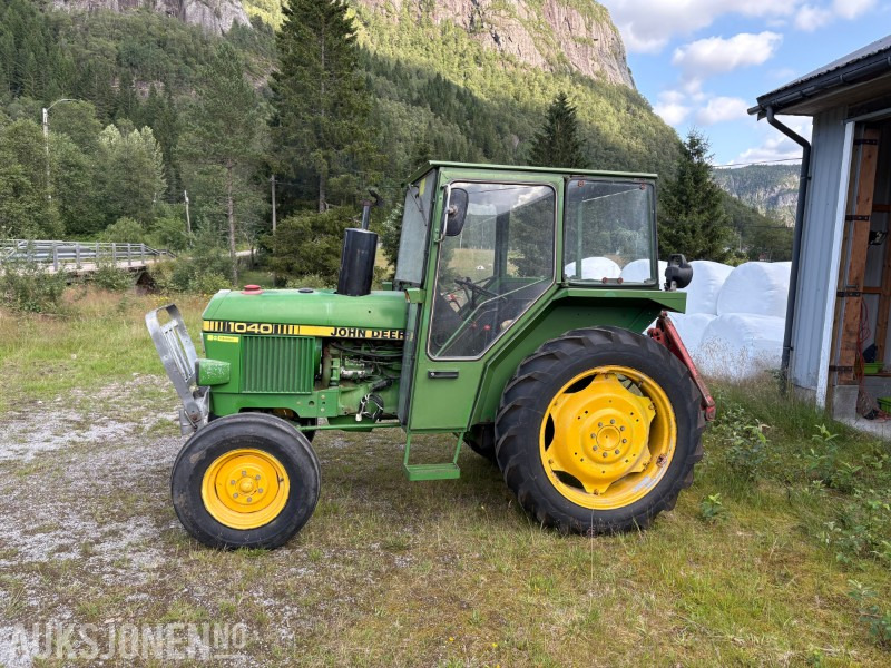 1983 John Deere 1040 - Farm tractor: picture 5 1983 John Deere 1040 - Farm tractor: picture 5