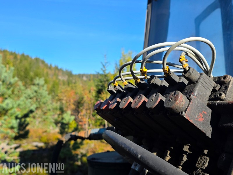 Construction equipment 1987 ØSA 250 Lastebærer med Øsa 363 skogskran - Hydrostatdrift - Komplett delekatalog og instruksjonsbok - Lav og høy serie: picture 44