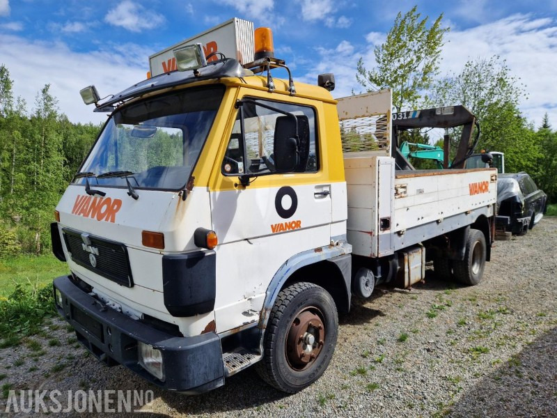 1992 MAN 8.150 F planbil med kran - Crane truck: picture 1 1992 MAN 8.150 F planbil med kran - Crane truck: picture 1