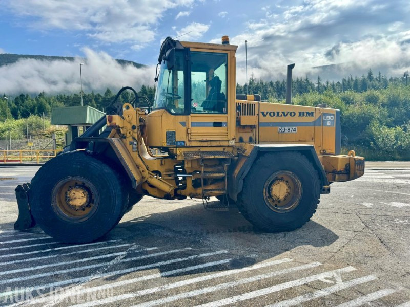 1994 Volvo BM L 90 - Hjullaster - Timer: 23064 - Wheel loader: picture 5 1994 Volvo BM L 90 - Hjullaster - Timer: 23064 - Wheel loader: picture 5