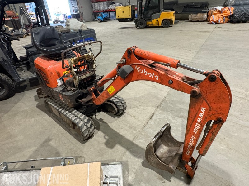 1999 Kubota K008-3 minigraver - Excavator: picture 2 1999 Kubota K008-3 minigraver - Excavator: picture 2