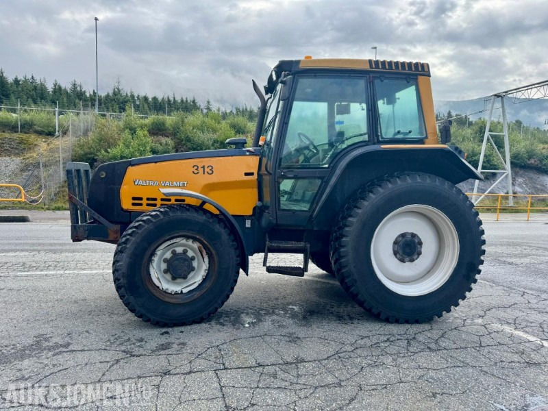 1999 Valtra 6550 - Traktor - Timer: 18688 - Farm tractor: picture 5 1999 Valtra 6550 - Traktor - Timer: 18688 - Farm tractor: picture 5