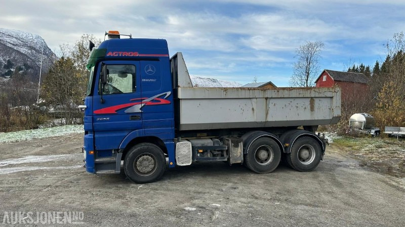 2002 Mercedes-Benz 2657LS/33 Euro 3 6X4 Tippbil - Tipper: picture 1 2002 Mercedes-Benz 2657LS/33 Euro 3 6X4 Tippbil - Tipper: picture 1