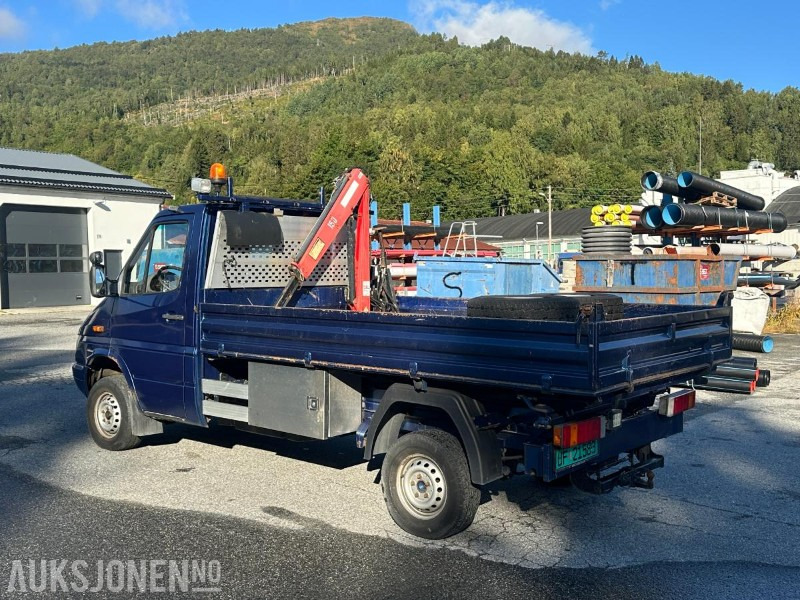 2004 Mercedes-Benz 313 CDI SPRINTER 2.1-129 D - Kran - Tippkasse - 173782 km - Tipper van: picture 3 2004 Mercedes-Benz 313 CDI SPRINTER 2.1-129 D - Kran - Tippkasse - 173782 km - Tipper van: picture 3
