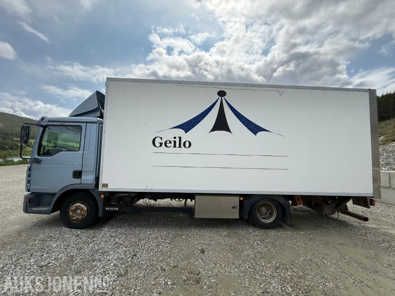 2005 MAN TGL - Box truck: picture 2 2005 MAN TGL - Box truck: picture 2