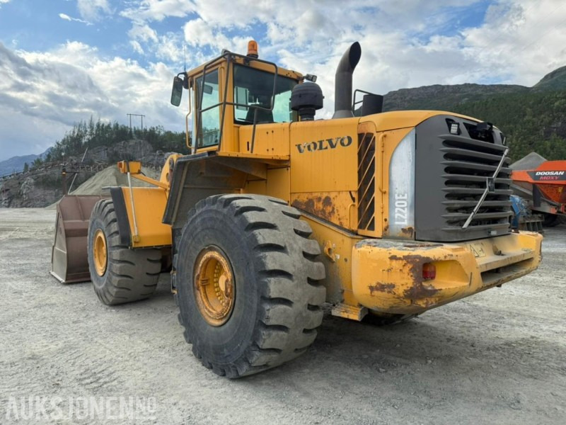 2005 Volvo L220E HJULLASTER - 15364 Timer - Wheel loader: picture 4 2005 Volvo L220E HJULLASTER - 15364 Timer - Wheel loader: picture 4