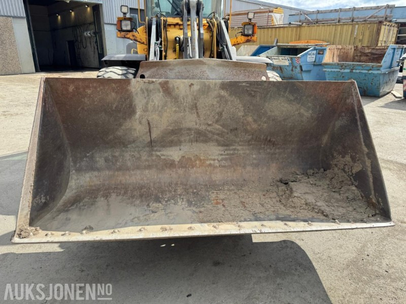 2006 Volvo L70E med skuffe - Wheel loader: picture 3 2006 Volvo L70E med skuffe - Wheel loader: picture 3