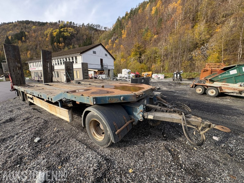 2007 Damm 3-akslet maskinhenger - EU godkjent til 28.05.2026 - Low loader trailer: picture 2 2007 Damm 3-akslet maskinhenger - EU godkjent til 28.05.2026 - Low loader trailer: picture 2
