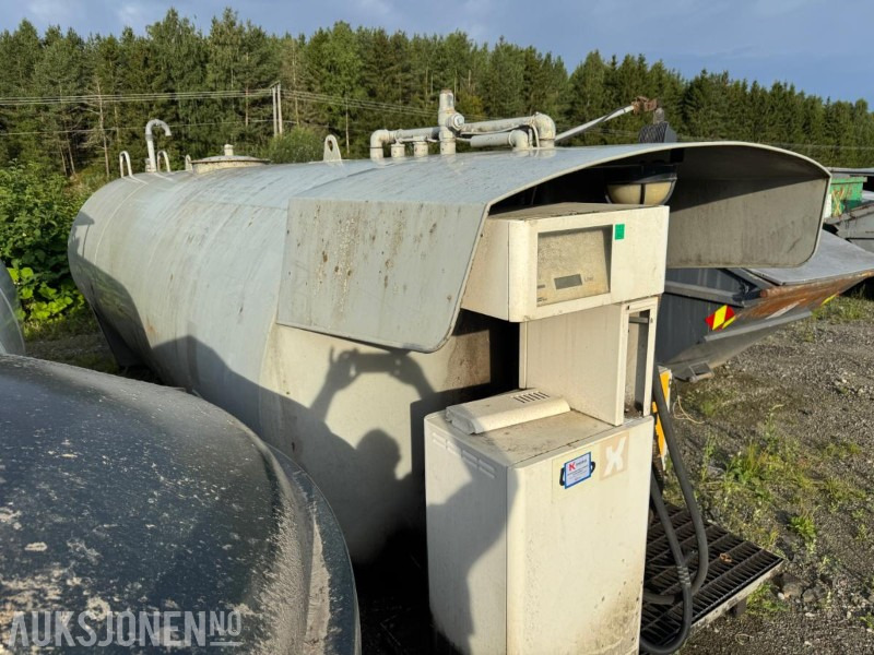 2007 Tankanlegg med pumpe og opplegg for kortleser 19900 liter - Construction equipment: picture 5 2007 Tankanlegg med pumpe og opplegg for kortleser 19900 liter - Construction equipment: picture 5