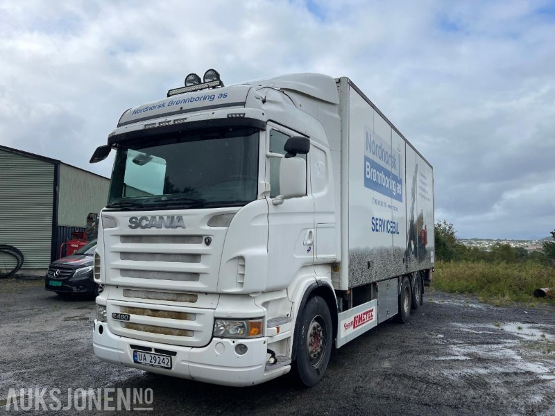 2009 Scania 480 R-serie Topline Skapbil med full sideåpning og Zepro baklift - Box truck: picture 1 2009 Scania 480 R-serie Topline Skapbil med full sideåpning og Zepro baklift - Box truck: picture 1