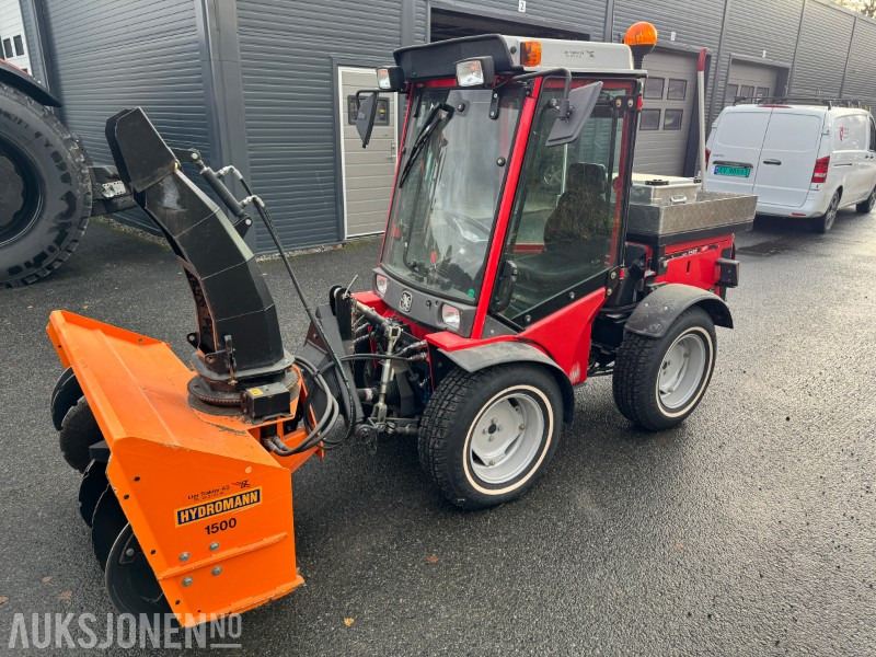 2010 Antonio Carraro Superparc 4400 HST MED SNØFRESER, KOST OG STRØKASSE - Farm tractor: picture 2 2010 Antonio Carraro Superparc 4400 HST MED SNØFRESER, KOST OG STRØKASSE - Farm tractor: picture 2