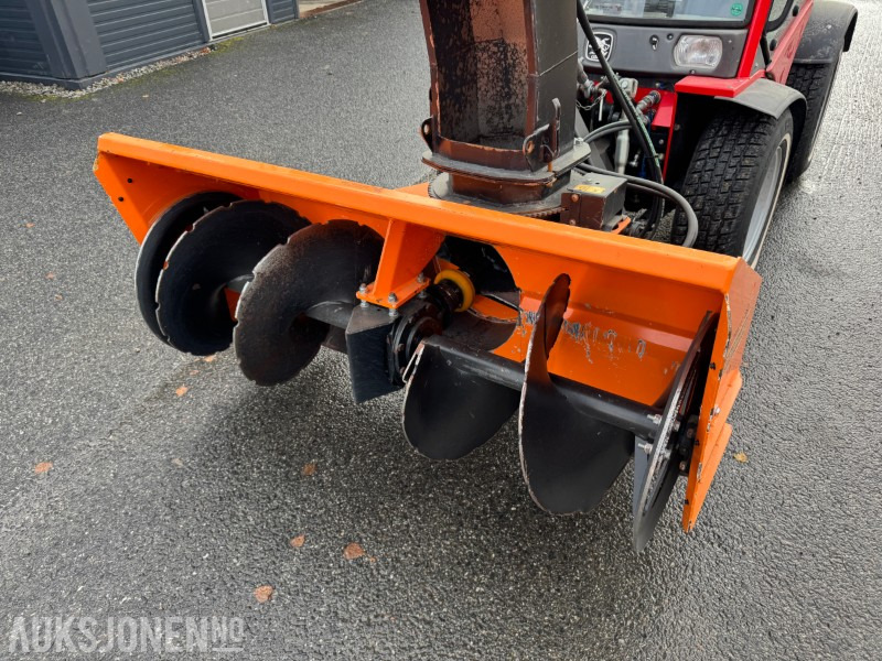 2010 Antonio Carraro Superparc 4400 HST MED SNØFRESER, KOST OG STRØKASSE - Farm tractor: picture 3 2010 Antonio Carraro Superparc 4400 HST MED SNØFRESER, KOST OG STRØKASSE - Farm tractor: picture 3