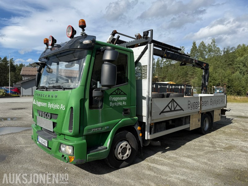 2011 Iveco Eurocargo - Crane truck: picture 1 2011 Iveco Eurocargo - Crane truck: picture 1