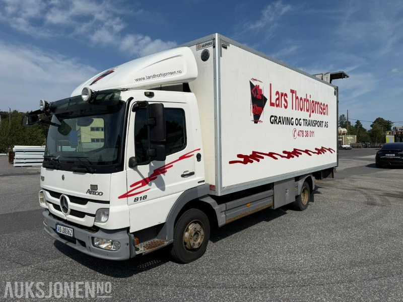 2011 Mercedes-Benz 818L Skapbil m/ støtpute - Box truck: picture 1 2011 Mercedes-Benz 818L Skapbil m/ støtpute - Box truck: picture 1